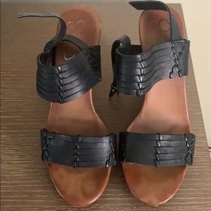 Jessica Simpson Wedges